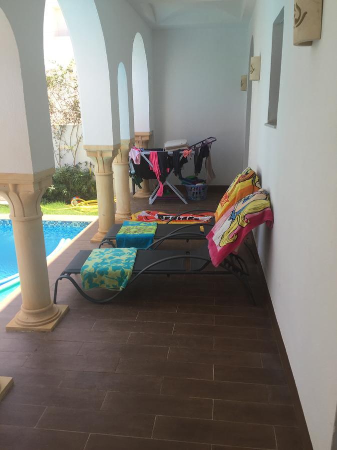 Villa Avec Piscine Triffa Buitenkant foto