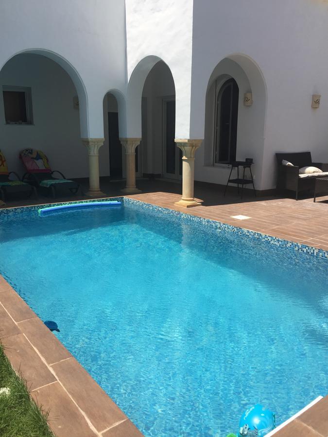 Villa Avec Piscine Triffa Buitenkant foto