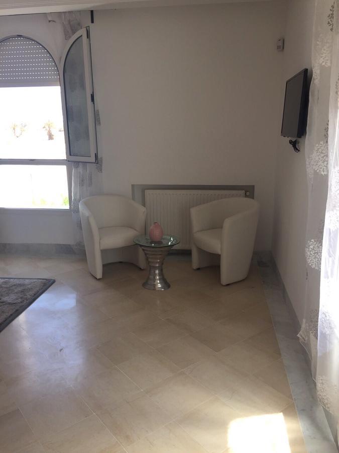 Villa Avec Piscine Triffa Buitenkant foto