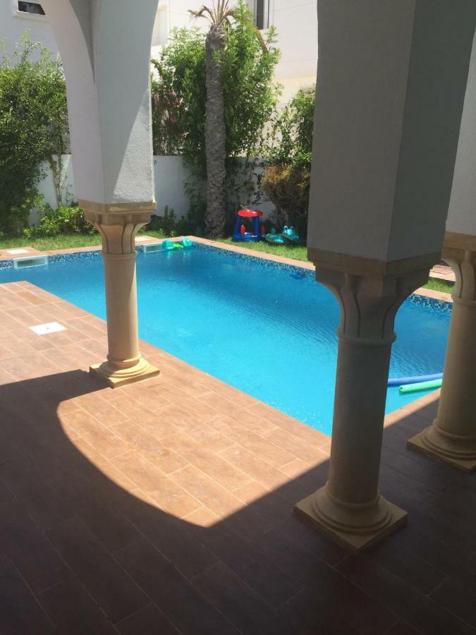 Villa Avec Piscine Triffa Buitenkant foto